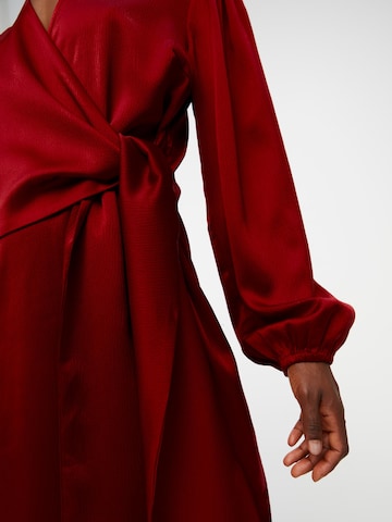 Robe 'ADALINA' OBJECT en rouge