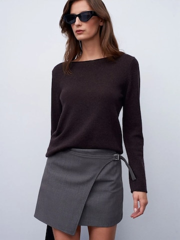 Dilvin Trui 'Pullover' in Bruin: voorkant