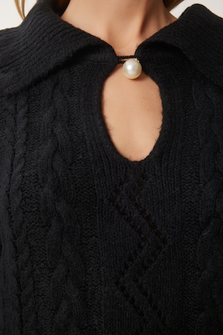 Happiness İstanbul Pullover i sort
