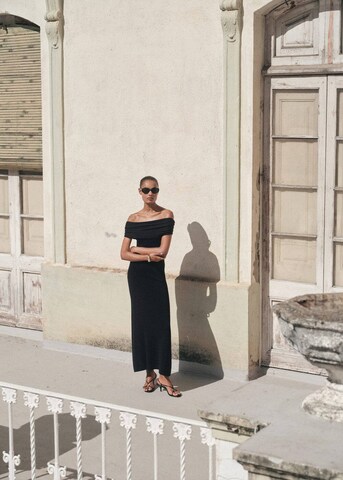 MANGO Kleid 'Lola' in Schwarz: Vorderseite