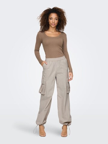 JDY Wide Leg Cargohose in Grau