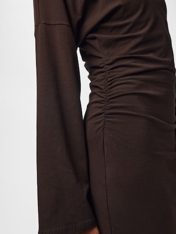 PIECES Kleid 'PCALLI' in Braun