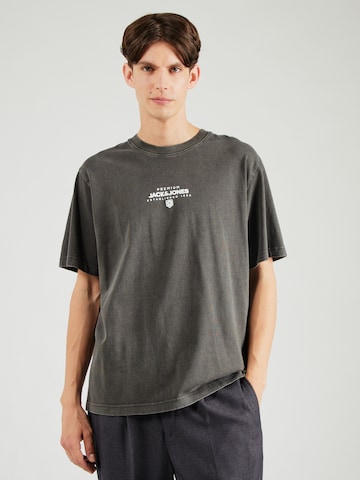 Tricou 'AXTON' de la JACK & JONES pe gri: față