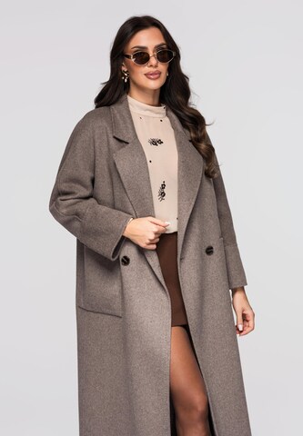 Ombre Between-seasons coat in Brown