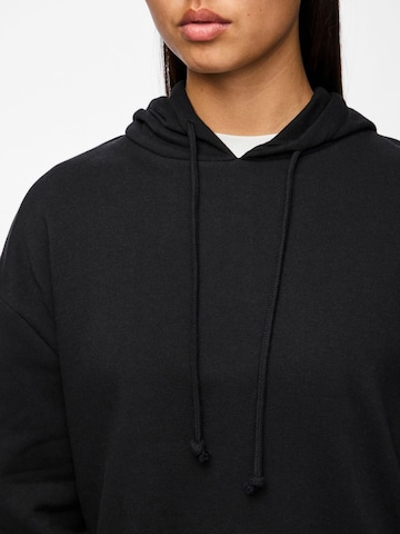 PIECES Sweatshirt '17113437' in Zwart