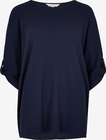 Apricot Blouse in Blue: front