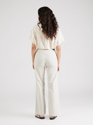 FREEMAN T. PORTER - Loosefit Pantalón 'Agatha Greecia' en blanco