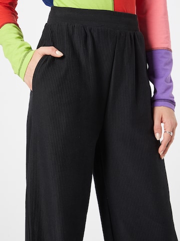 Wide Leg Pantalon Urban Classics en noir