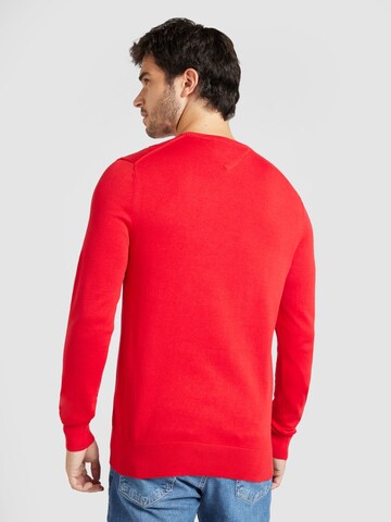 TOMMY HILFIGER Pullover 'ESSENTIAL' i rød