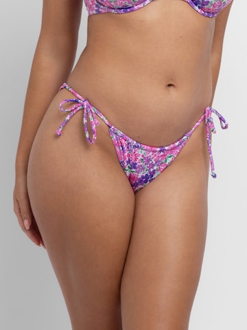 Slip bikini di Dorina in lilla: frontale