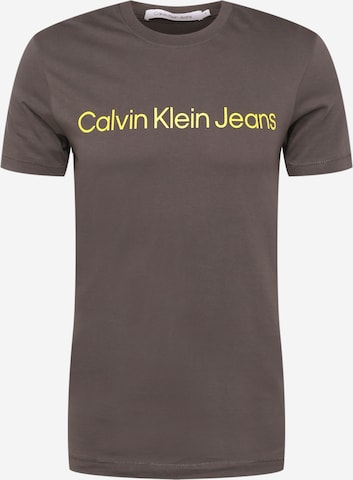 Tricou de la Calvin Klein Jeans pe gri: față