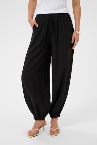 Kaffe Дънки Tapered Leg Панталон 'KAAlberta' в черно: отпред