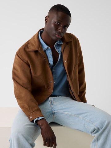GUESS Between-Season Jacket in Brown