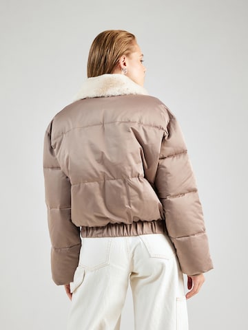 Abercrombie & Fitch Prehodna jakna | bež barva