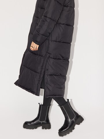 Manteau d’hiver 'Klea' LeGer by Lena Gercke en noir