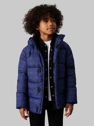 Veste d’hiver Calvin Klein Jeans en bleu : devant