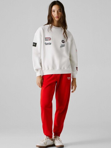 Red Bull Racing x Pepe Jeans Sweatshirt 'EST 2004 CREW' in Wit