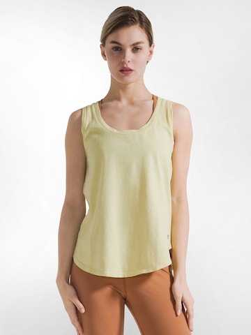 DEHA Top in Yellow: front