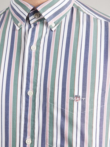 GANT Regular fit Skjorta i grön