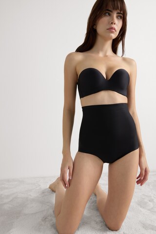 INTIMISSIMI Shaping Slip in Black: front