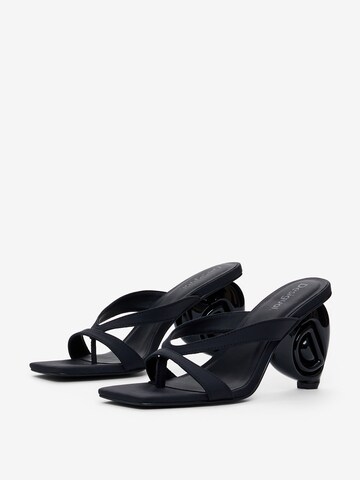 Zoccoletto di Desigual in nero