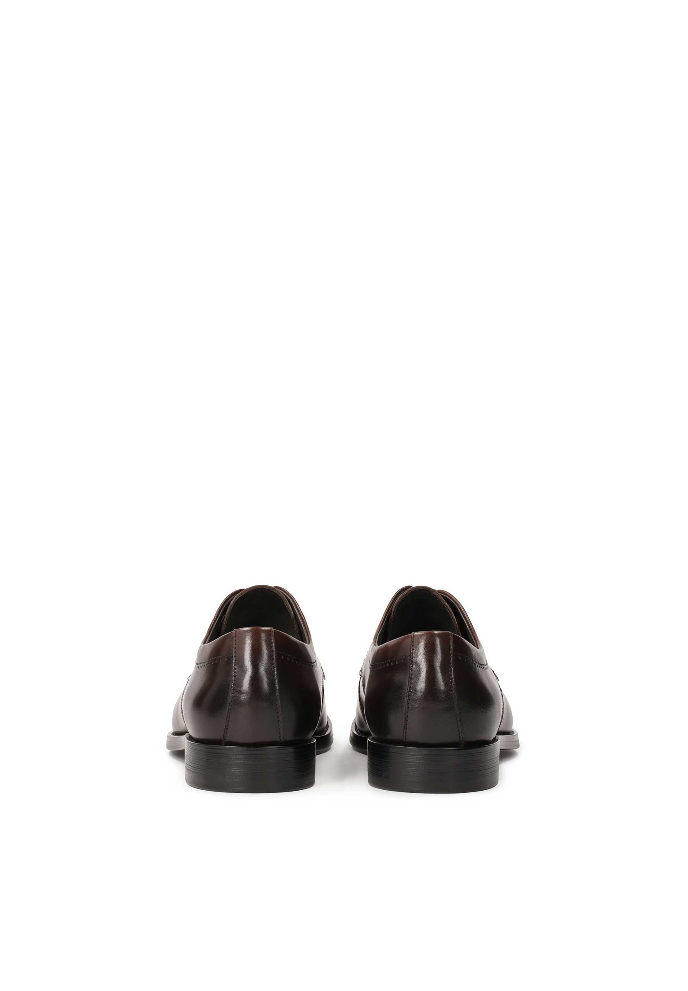 Scarpa stringata di Kazar in marrone