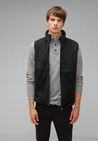 Street One MEN Vest in Black: front