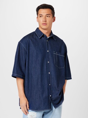 WEEKDAY Comfort fit Button Up Shirt in Blue: front