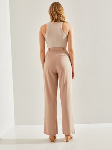 Loosefit Pantalon à pince Bianco Lucci en beige