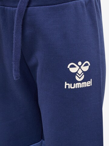 Hummel Tapered Broek in Blauw