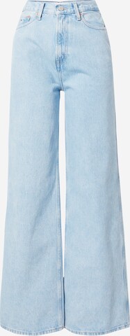 Tommy Jeans Regular Jeans 'CLAIRE' in Blue: front