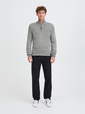 !Solid Troyer ' SDBATIK ' in Grau