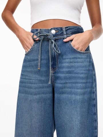 Pull&Bear Широки крачоли Дънки в синьо