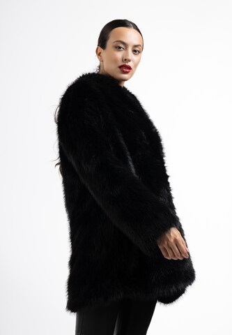 faina Winter Coat in Black