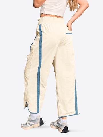 Imily Bela Loosefit Bukser i beige: tilbage