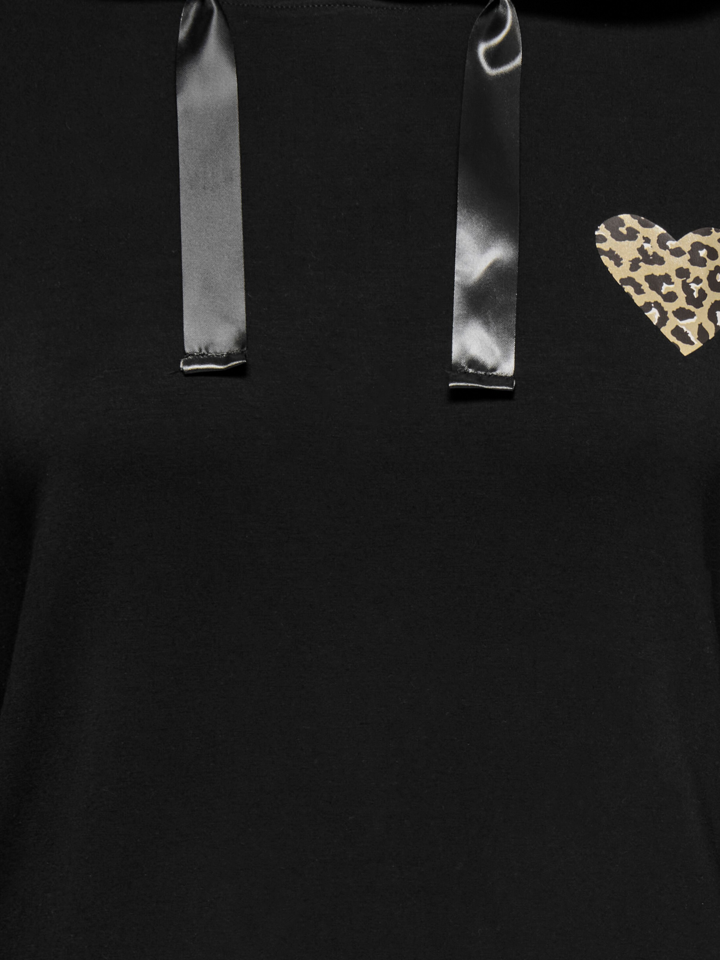 ONLY Carmakoma Sweatshirt in Black