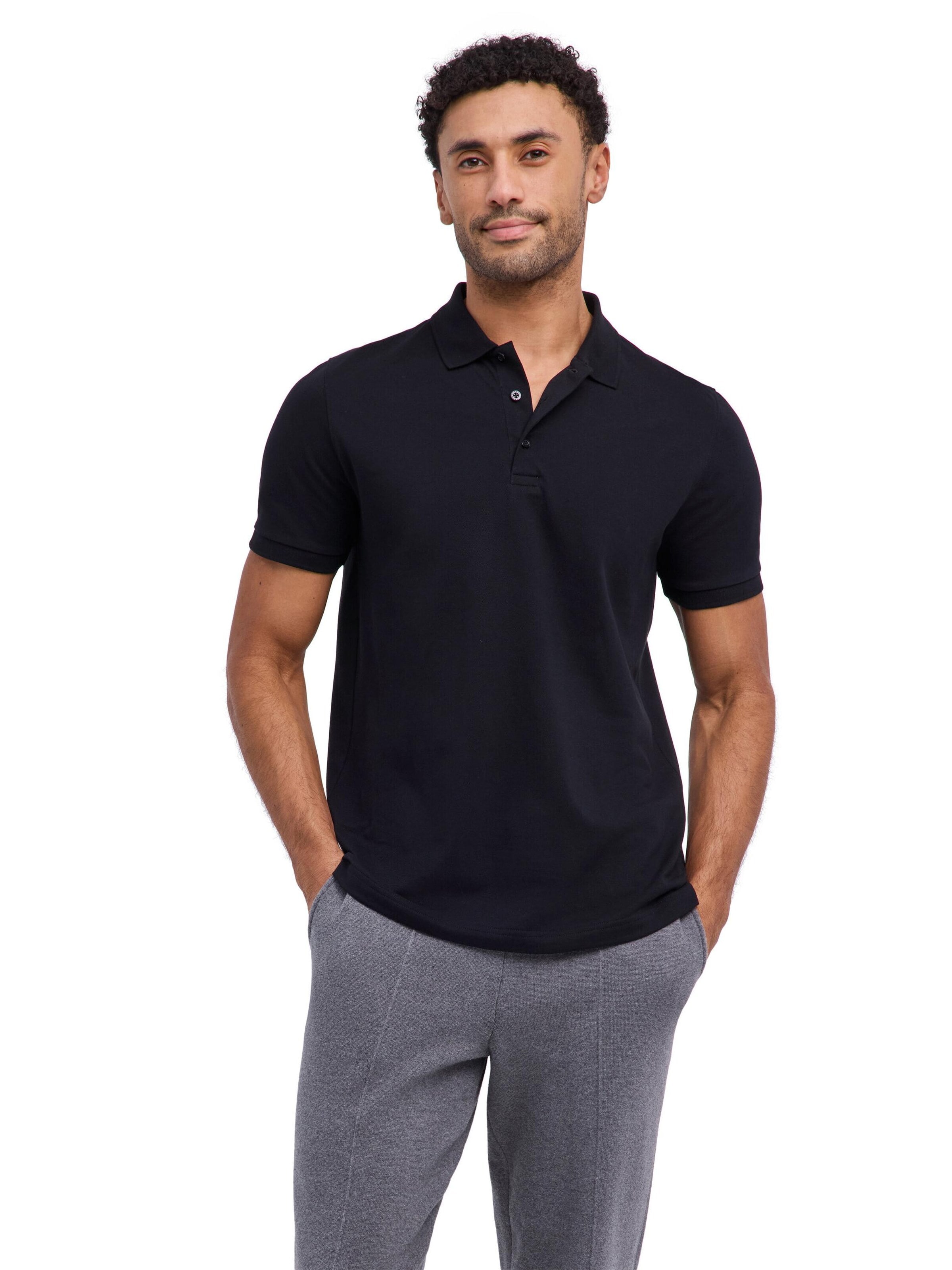 FALKE Shirt 'Essential'‌ in Schwarz: Vorderseite
