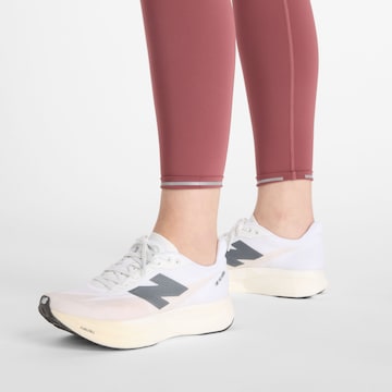 new balance Skinny Sportbroek in Rood