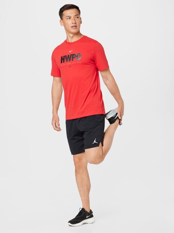 NIKE - Camisa funcionais 'HWPO' em vermelho