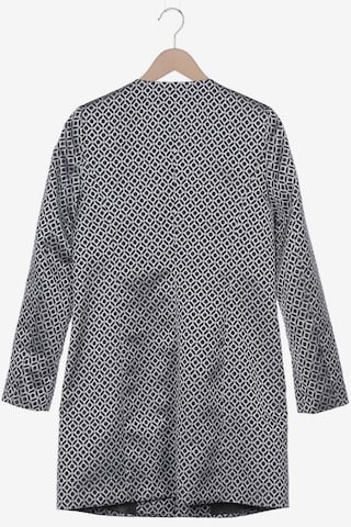 Sisley Jacket & Coat in M in Grey