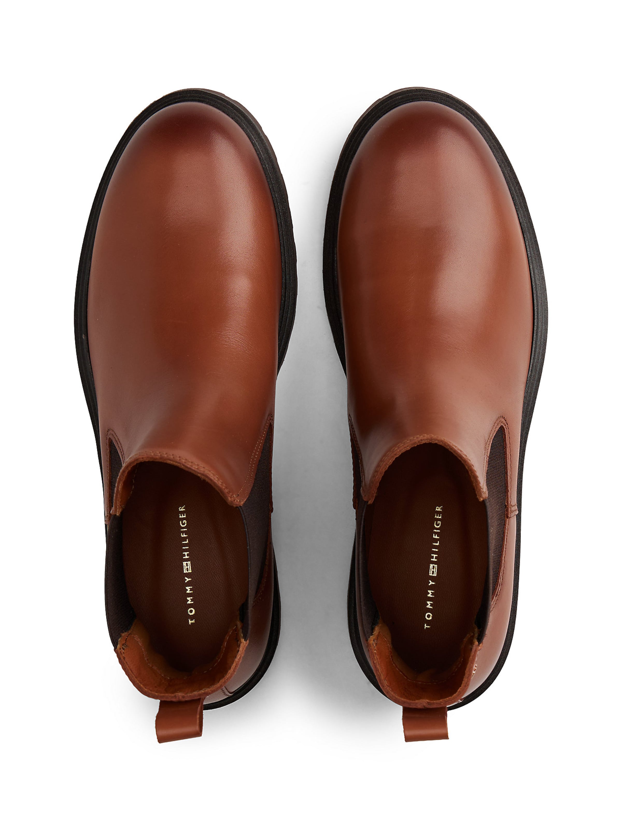 TOMMY HILFIGER Chelsea-bootsi värissä ruskea