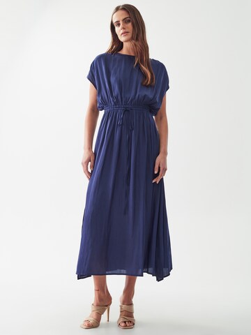 Willa Dress 'CAROL' in Blue: front