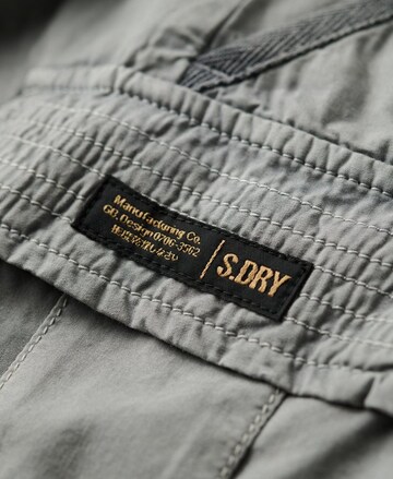 Jupe Superdry en gris