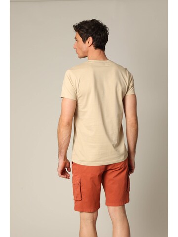 T-Shirt 'Vasito' Deeluxe en beige