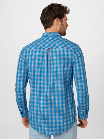 Tommy Jeans - Ajuste regular Camisa en azul