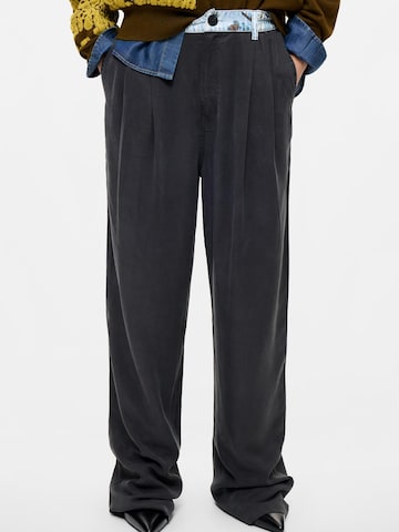 Desigual - regular Pantalón plisado en negro: frente
