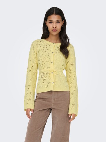 Cardigan 'ONLELKE' ONLY en jaune
