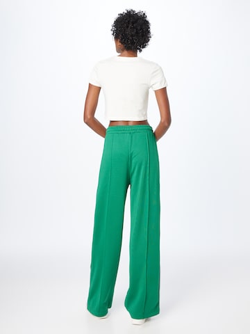 Karo Kauer - regular Pantalón 'Retro Jogger' en verde