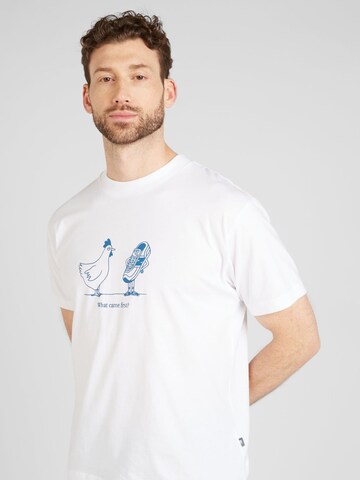 new balance - Camiseta 'Sport Essentials Chicken' en blanco