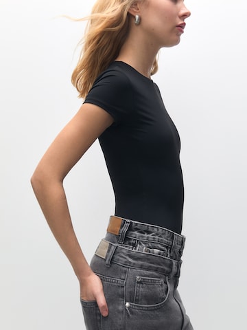 Shirtbody Pull&Bear en noir